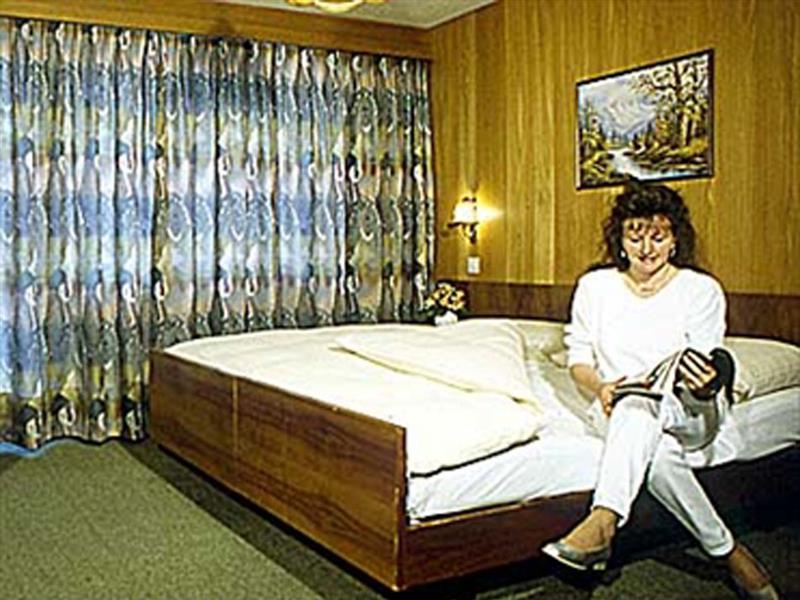 Hotel Alpha Saas-Grund Eksteriør billede